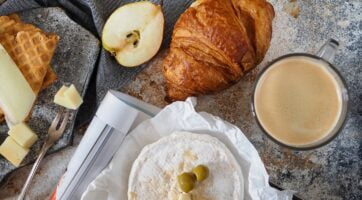 bread, cheese, pears, and more