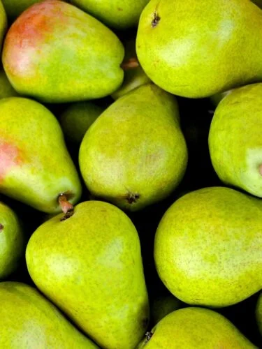 multiple green pears